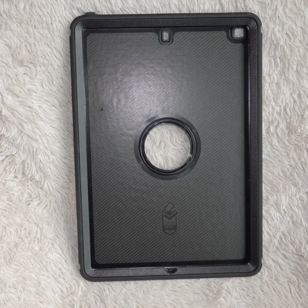 OtterBox Defender Pro Series Case for iPad 7th, 8th & 9th Gen